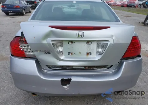 2007 Honda Accord 3.0 Se from USA, damaged, VIN 1HGCM66457A095174